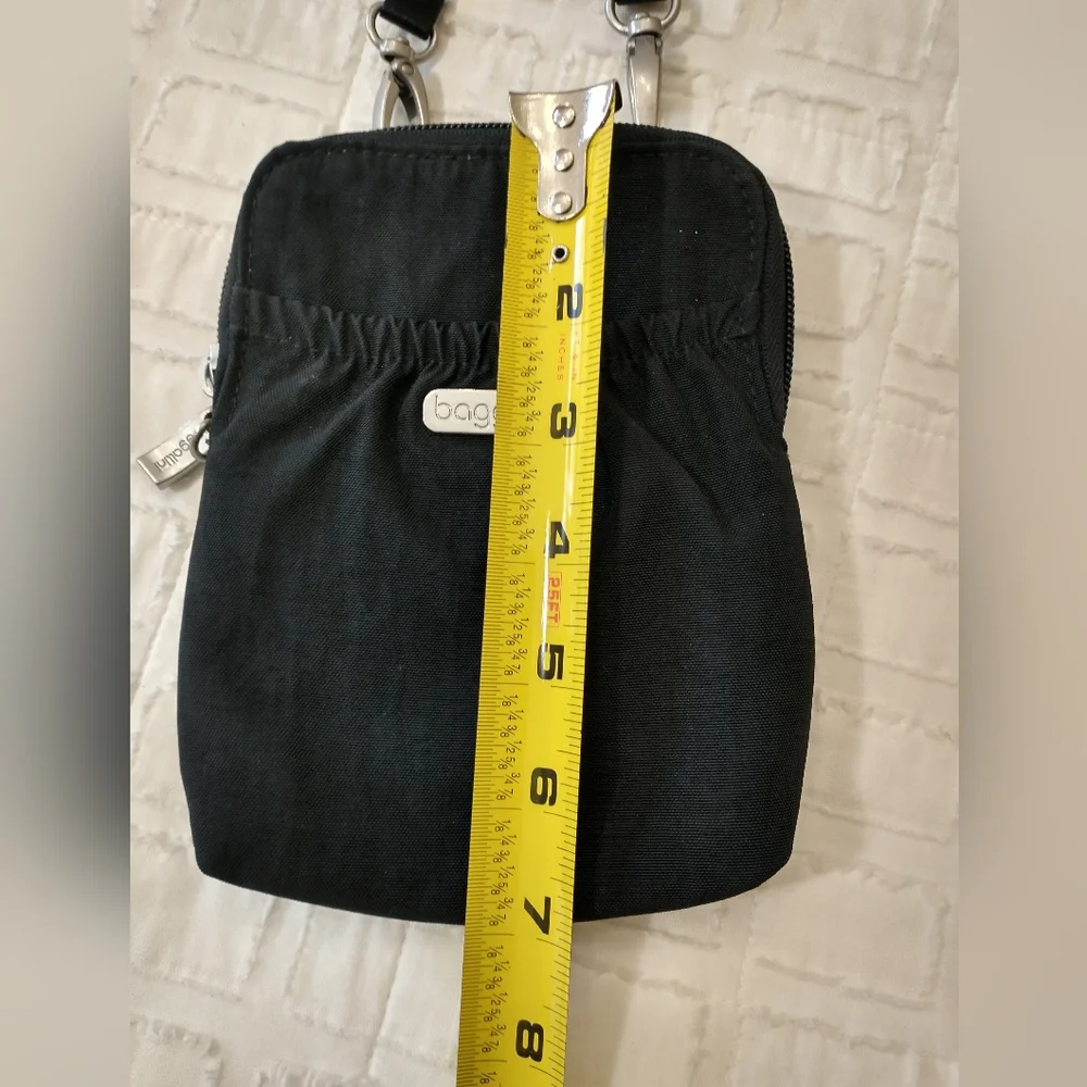 Baggallini Black Take Two Bryant Crossbody with Adjustable Strap, RFID-protected